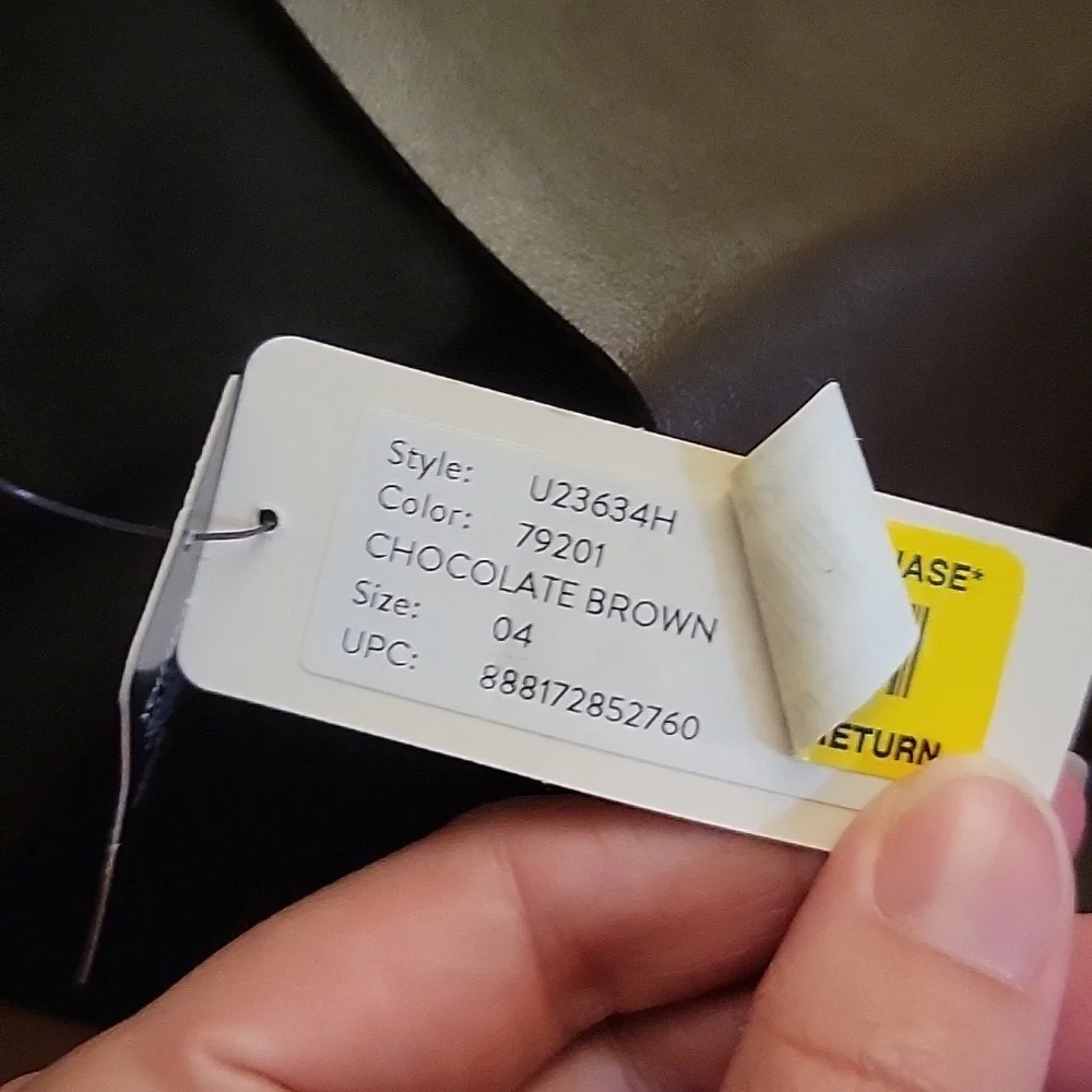 HUE | Chocolate Brown Cropped Flare Pull On Faux Leather Leggings - Size XL - Picture 5 of 6